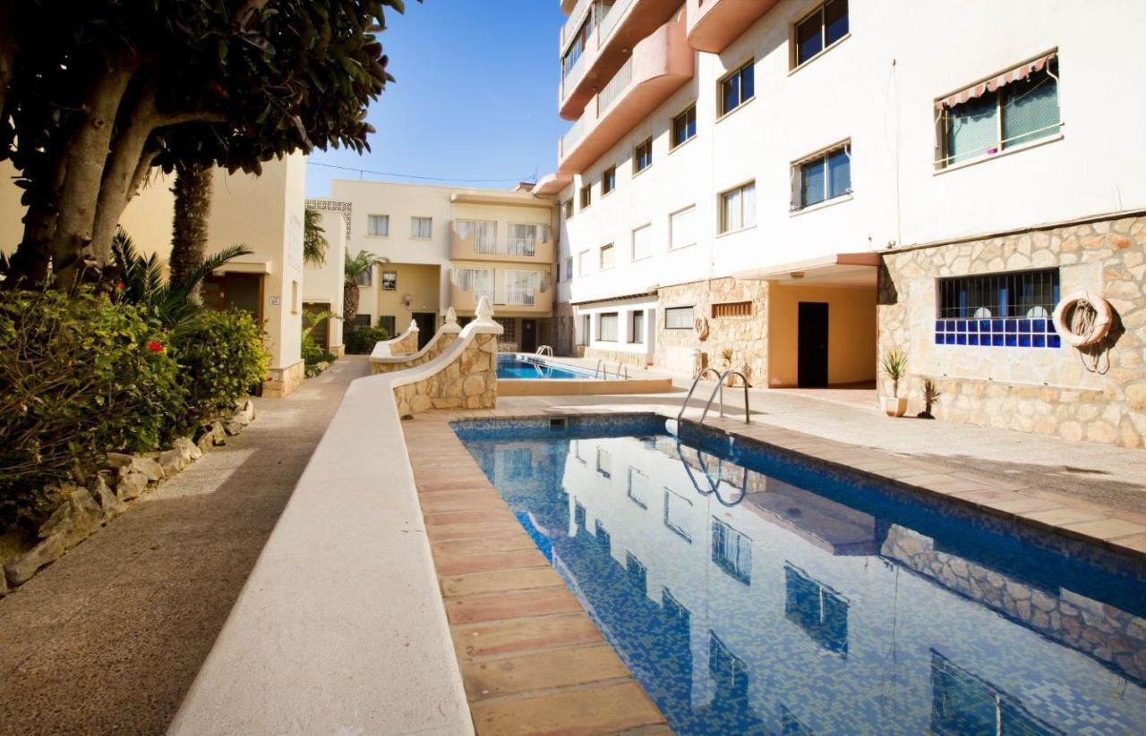 Apartamentos Fabiola I 卡尔佩 外观 照片